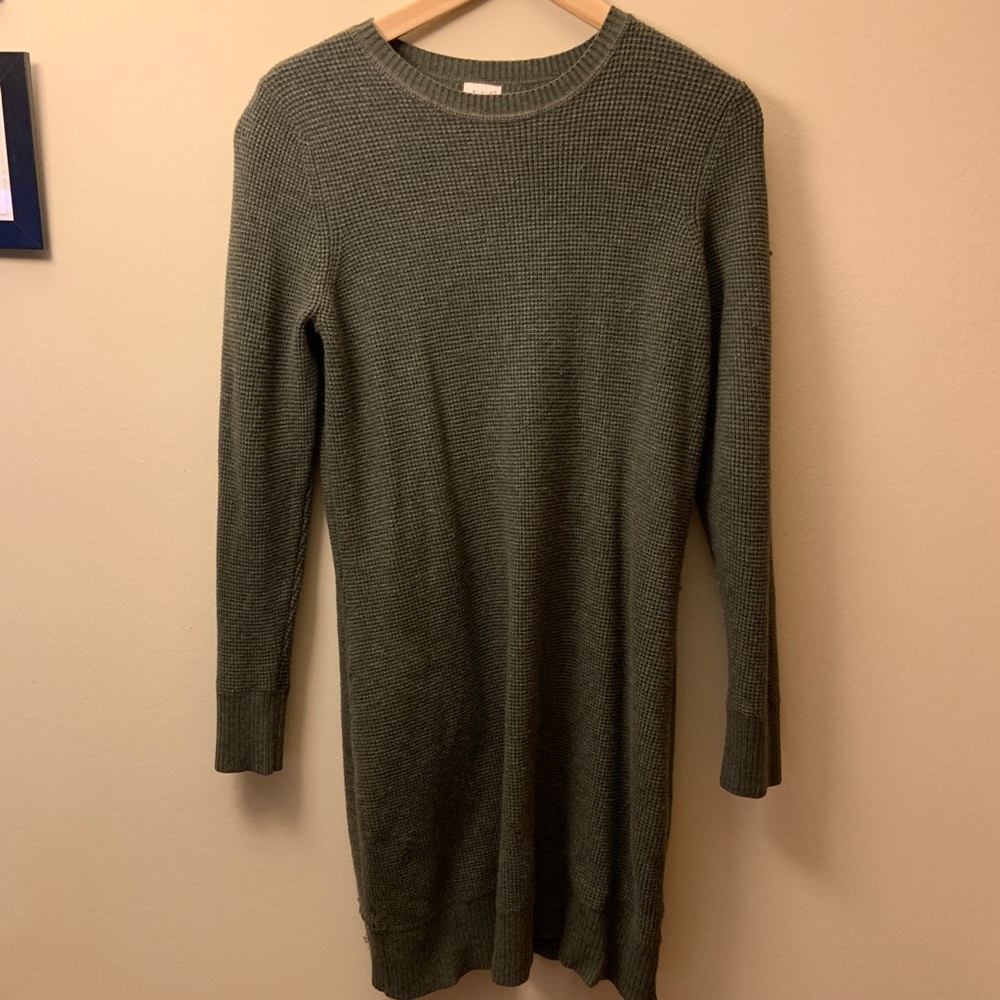 Green sweater dress